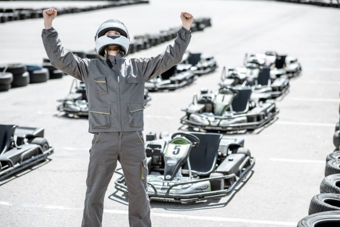 чи можна на картинг у спідниці