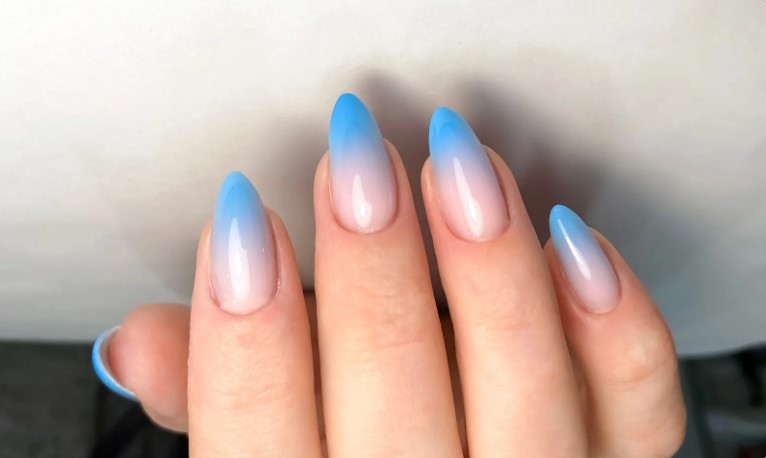 какой маникюр в моде 2025